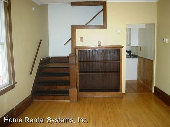3rd image of 3814 Upton Ave S
