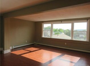 760 Farmington Ave UNIT 3, West Hartford, CT 06119