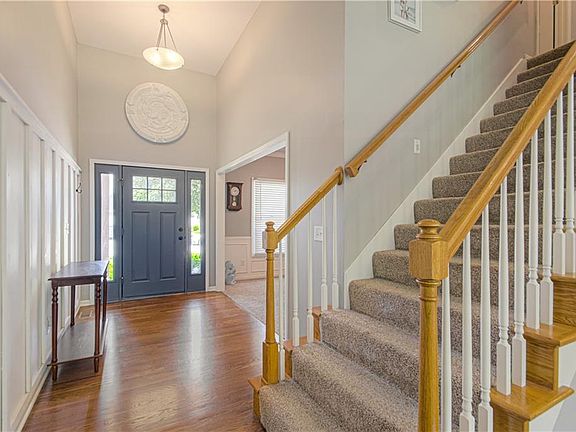 3rd image of 1809 Parkside Dr