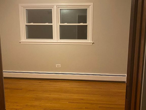 2nd image of 5814 S Archer Ave S #2