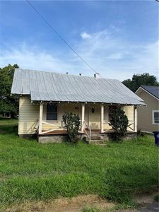 1801 SE Center St, Winston Salem, NC, 27127