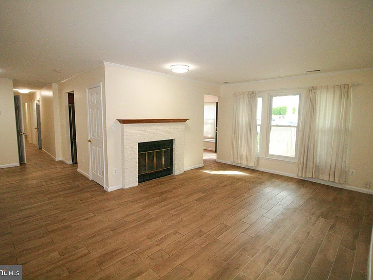 11325 Halethorpe Ter #207 — Photo 2