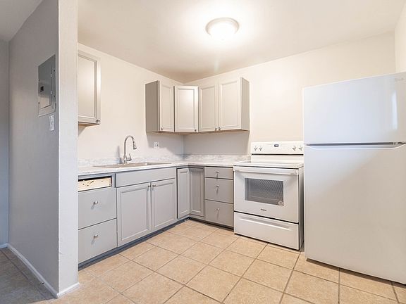 3rd image of 8723 E 14th Ave