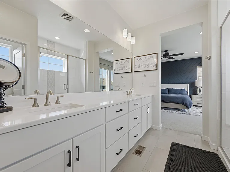 8989 Bellsong Dr — Photo 7