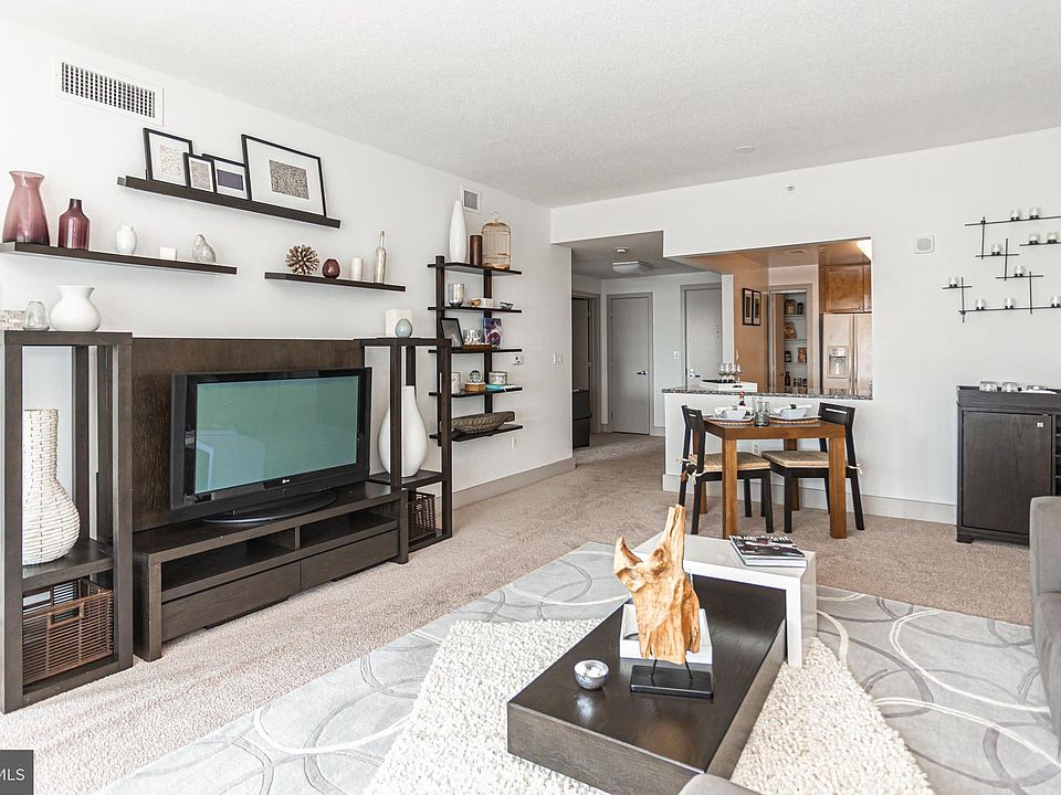 1st image of 717 S Columbus Blvd Unit 1510