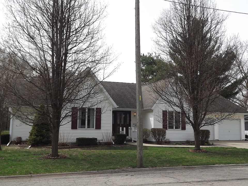 1st image of 309 E Jefferson Ave