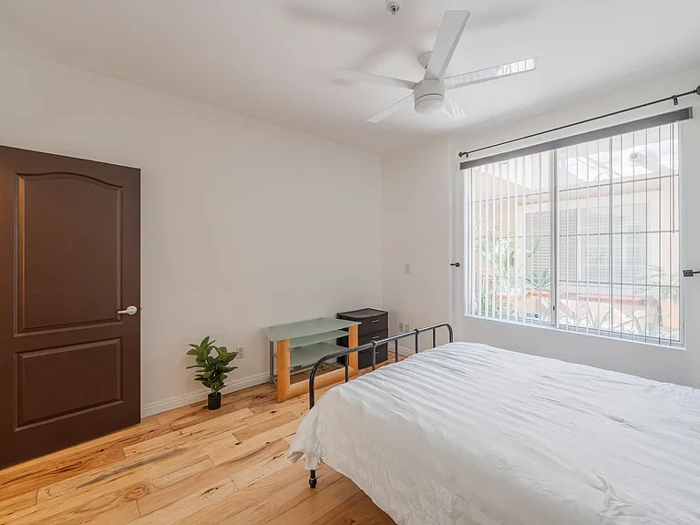 7100 La Tijera Blvd #D101 — Photo 19