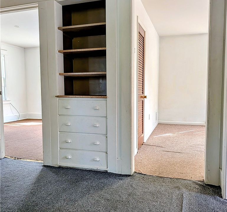 25th image of 308 Mount Zoar St