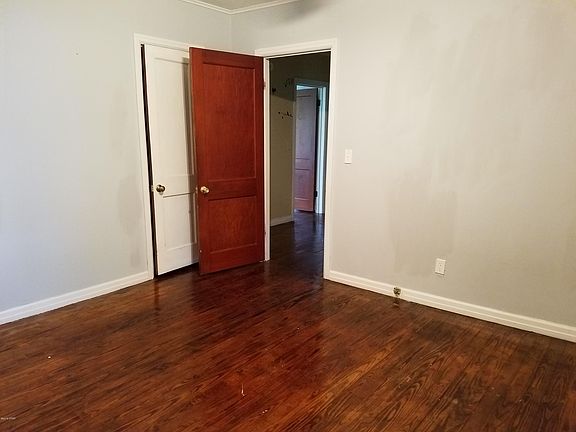 5th image of 2969 Green St