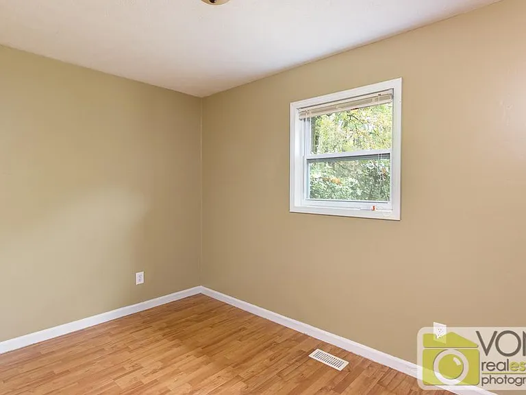 4156 Clearview Dr — Photo 5