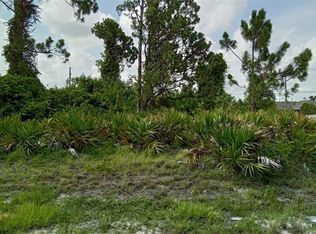 5300 6th St W, Lehigh Acres, FL 33971