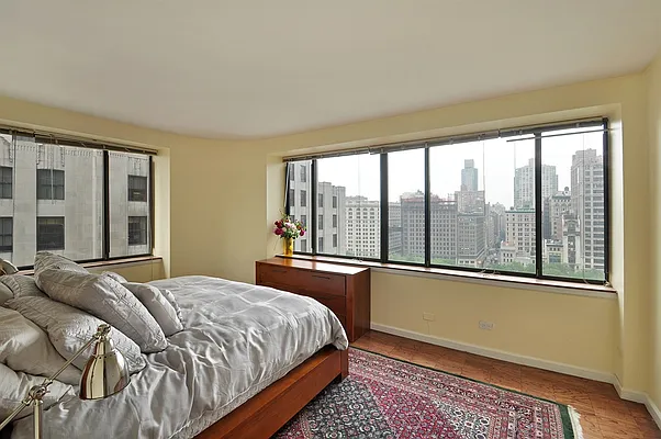 Rented by Corcoran | media 33