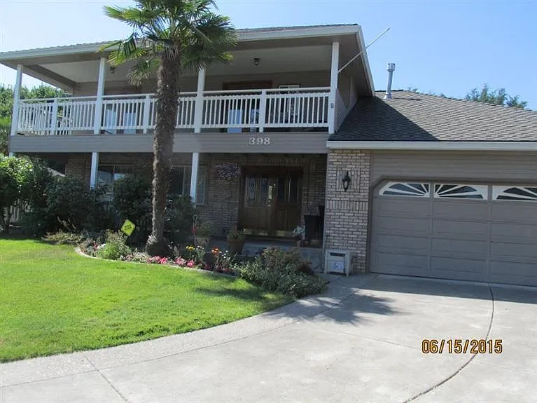 398 Brandon St photo 1