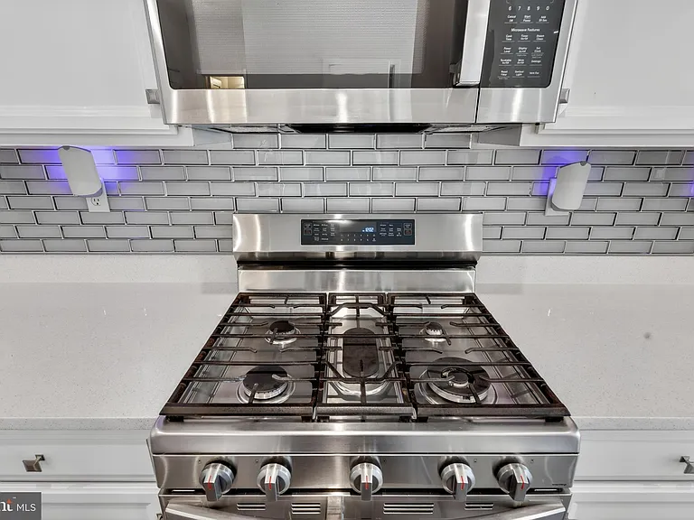 8005 Milltown Cir — Photo 9