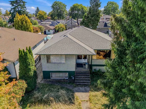 1154 E 53rd Ave, Vancouver, BC V5X 1J8