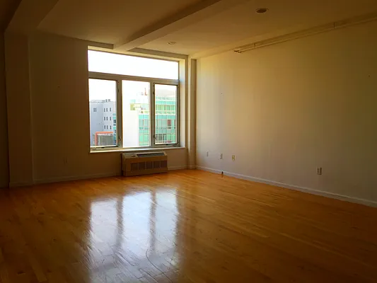 Rented by EXR | media 2