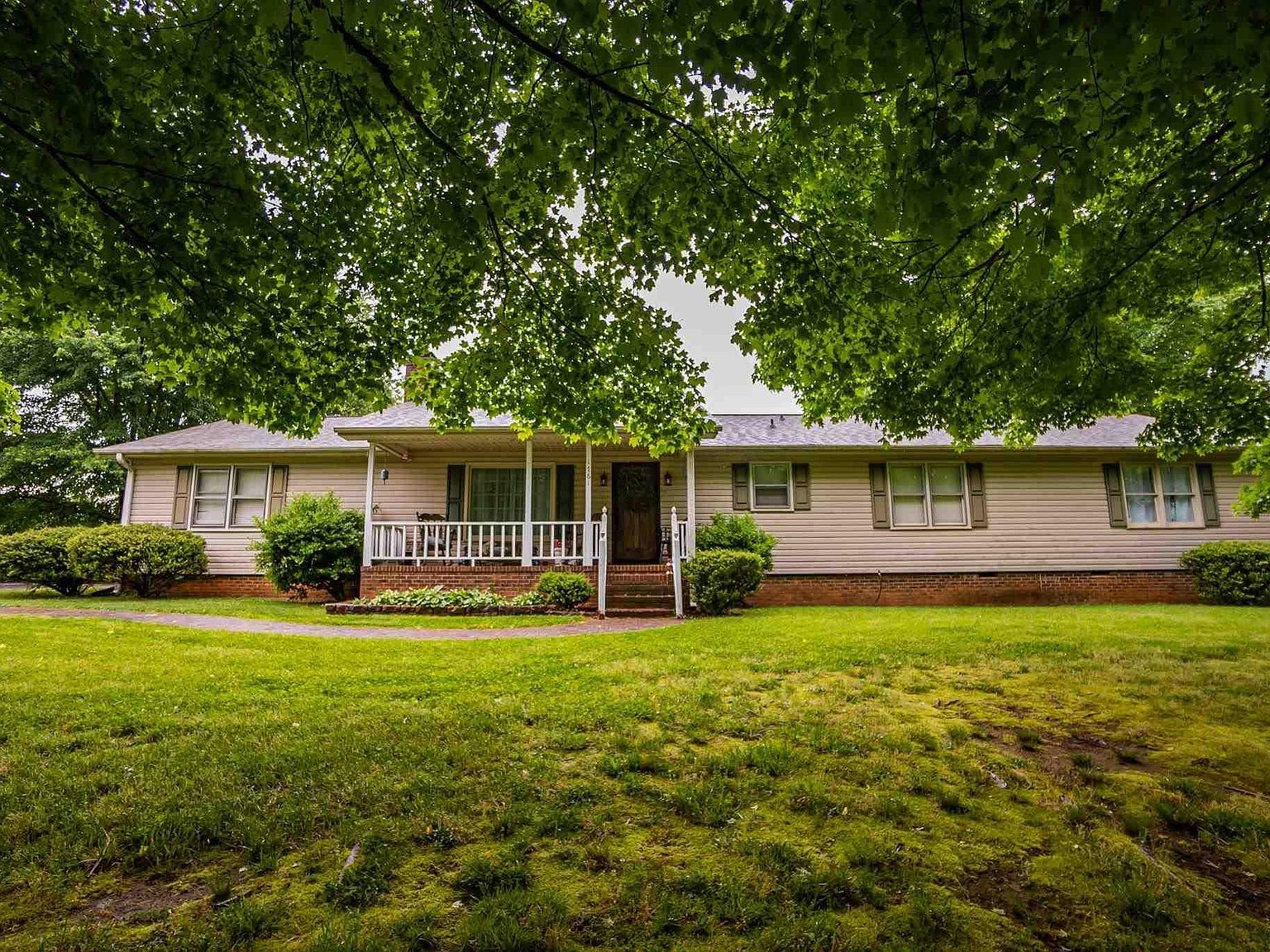 1761 Abner Creek Rd, Greer, SC 29651 Zillow
