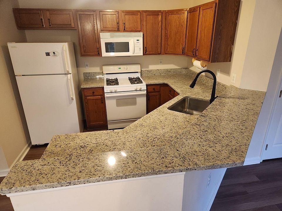 1st image of 114 Sundown Ct Unit 2B