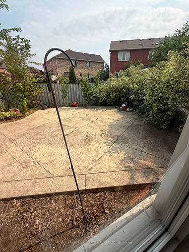 697 Scott Blvd Photo 1