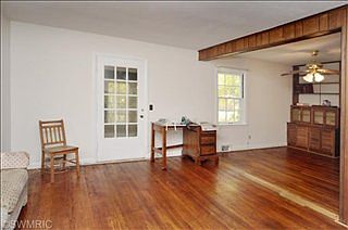 5th image of 2719 Fairfield Ave