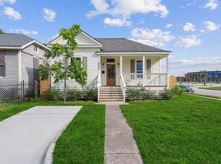 4027 Ursuline St, Galveston, TX 77550