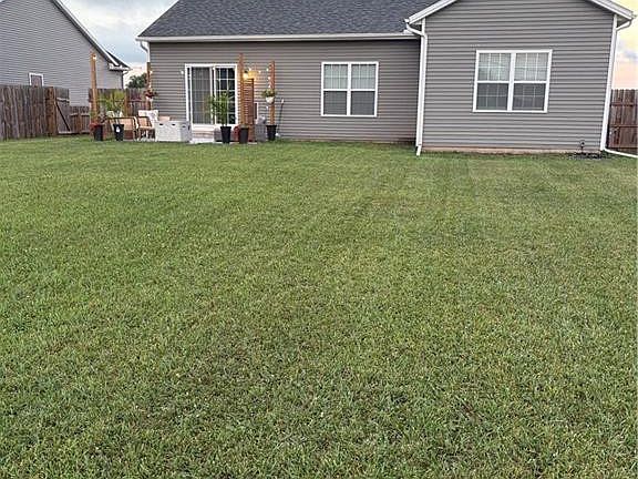 2nd image of 5015 E Plaza Blvd