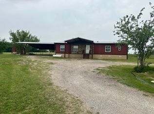 9201 1st St, Joshua, TX 76058