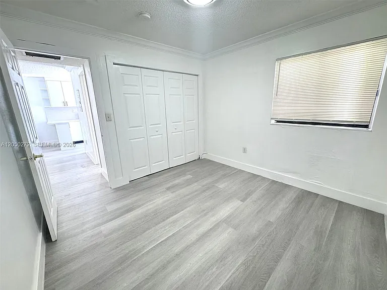 2740 W 62nd St #205 — Photo 12