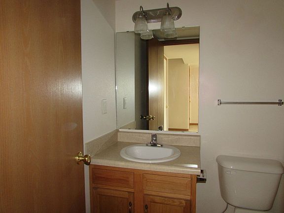 5th image of 16760 Huntington #A