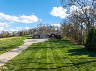 225 Piney Rd, Kodak, TN 37764
