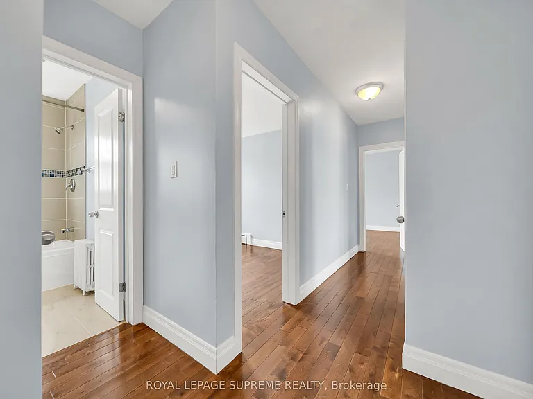 135 Kingsway Cres #4 — Photo 14
