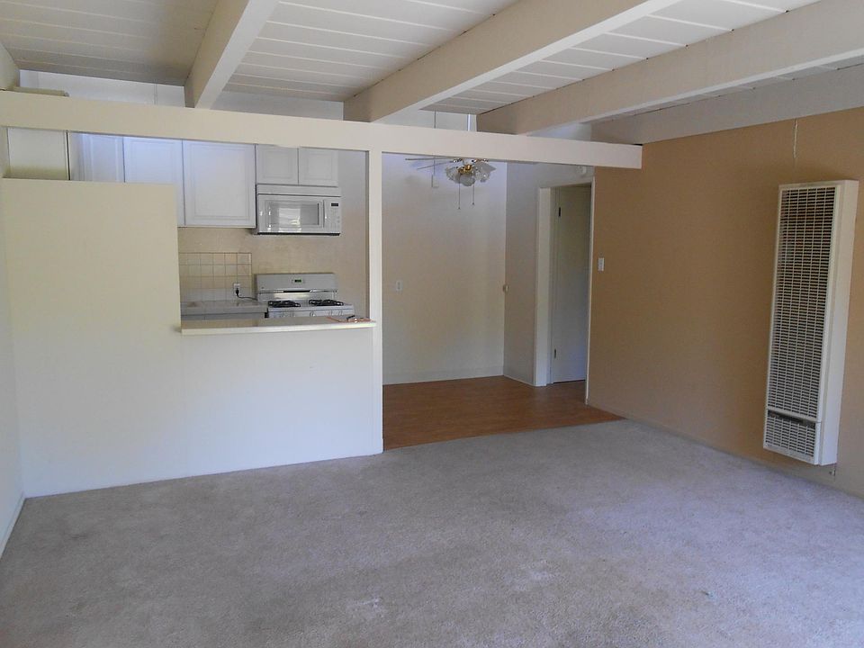 1st image of 751 Layne Ct APT 4