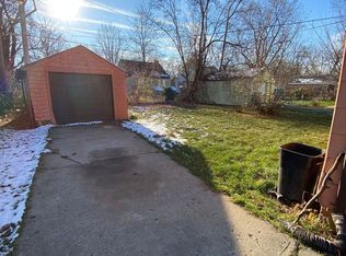 2705 Clement St, Flint, MI 48504