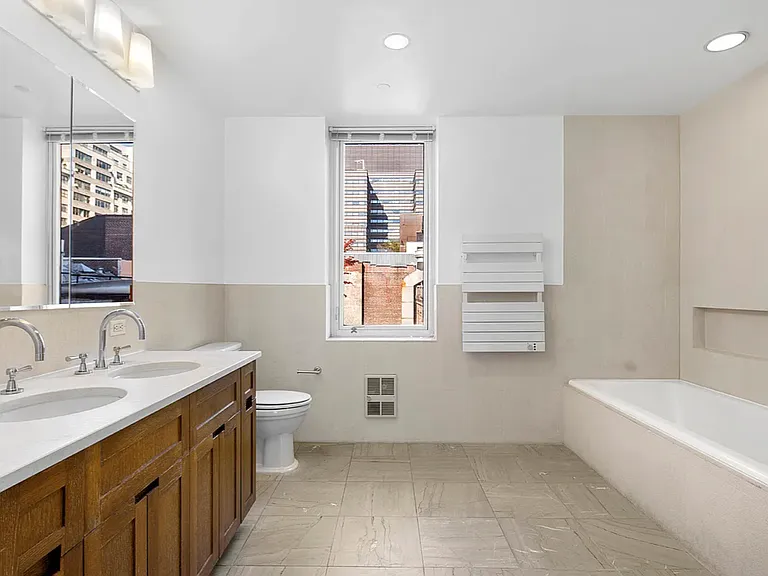 8 Union Sq S #6B — Photo 5