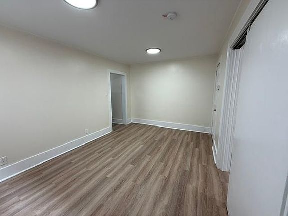 3rd image of 84 Magnolia St #1L