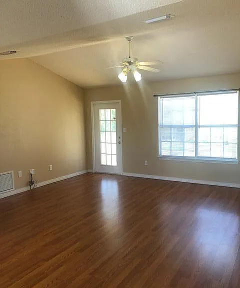 9317 E River Dr — Photo 2