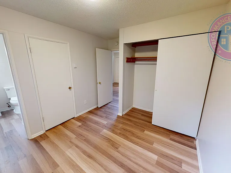 525 SE 28th Ave #110 — Photo 9