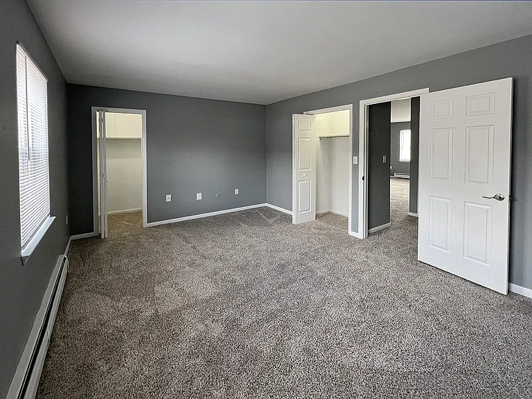 Woodland Apartments — Photo 20