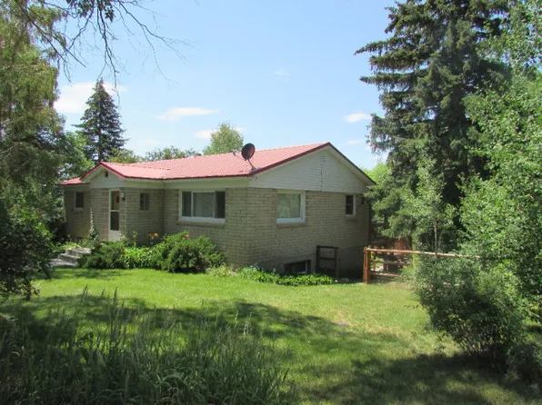 315 Highland Dr, Arco, ID 83213