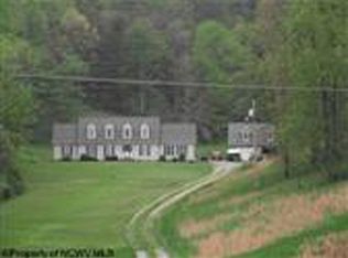 2011 Plum Run Rd, Mannington, WV 26582