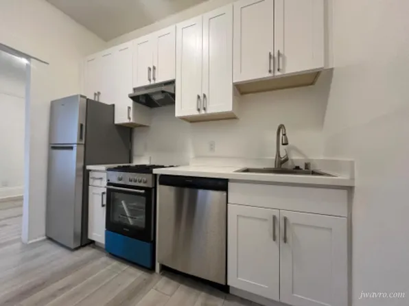 241 Leavenworth St #5, San Francisco, CA 94102