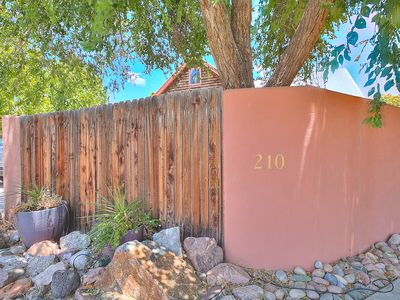 210 San Pasquale Ave NW, Albuquerque, NM, 87104