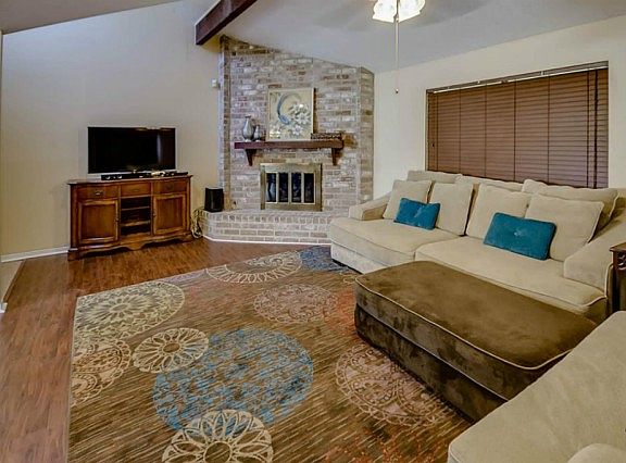 4th image of 11719 Fallwood Dr