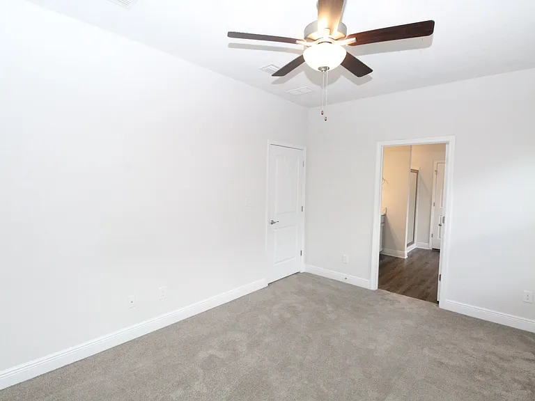 3865 Sandspur Ln — Photo 11