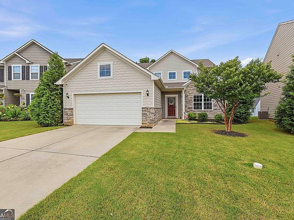 2nd image of 538 Princeton Cir