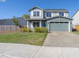 1565 S Quartz Dr, Cornelius, OR 97113