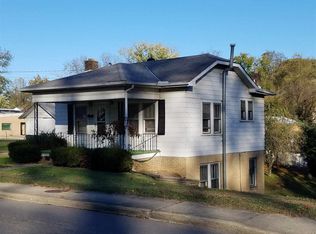 1604 Belmont St, Ashland, KY 41101