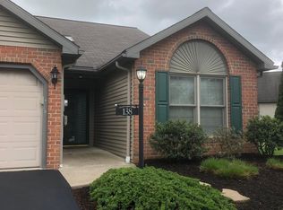 138 Woodsedge Dr, Milton, PA 17847