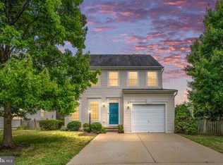 8963 Hanson Grove Ct, Manassas, VA 20109