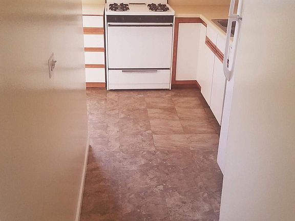Kitchen entryway ( 1 of 2 entrances to Kitchen) -- Bonus: Room in the kitchen for dine-in kitchen